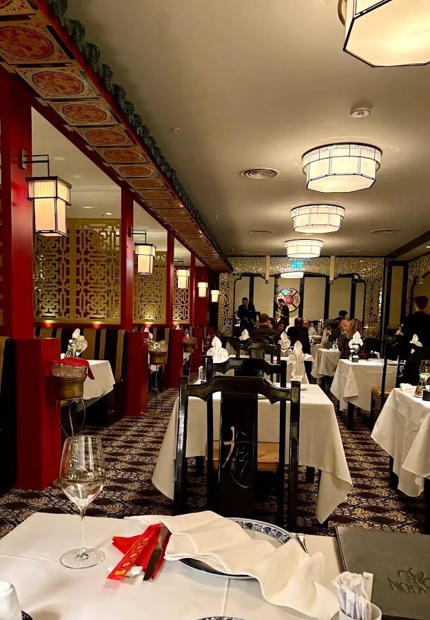 BookNoFees: Restaurant – Dragon Restaurant – Istanbul – Restaurantul Dragon, fotografie 1