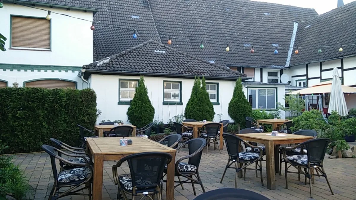 BookNoFees: Restaurant – Altes Gasthaus Voss – Lippstadt – Hanul vechi Voss, fotografie 1