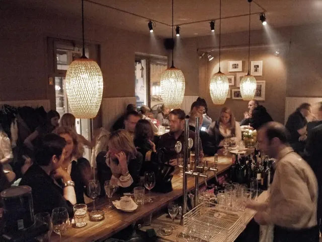 BookNoFees: Restaurant – La Vita è Bella – Vienna – Viața e frumoasă, fotografie 2