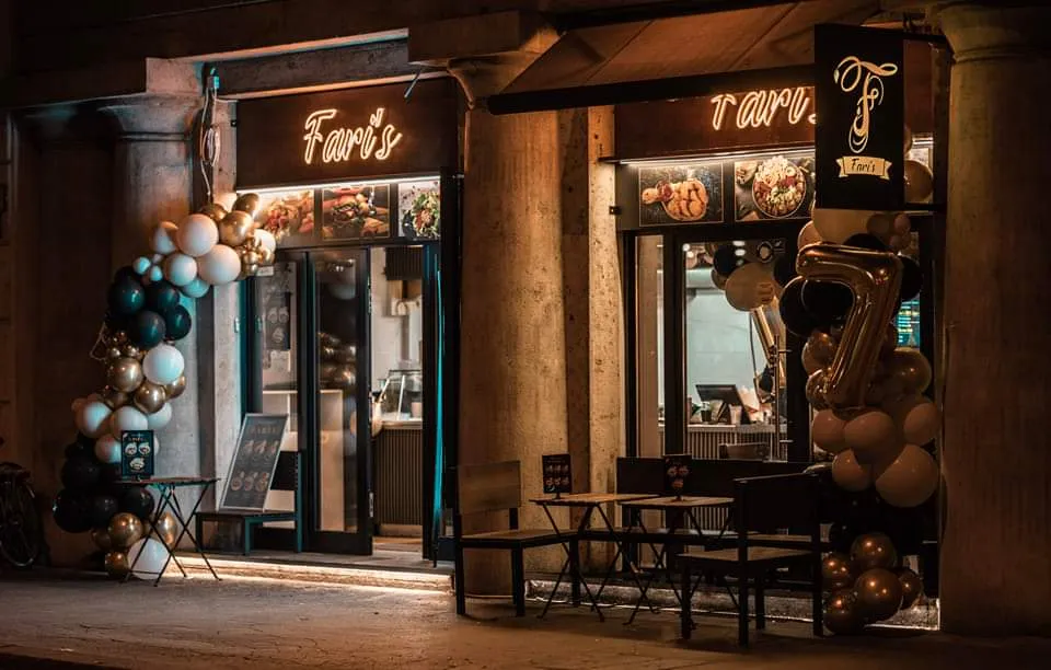 BookNoFees: Snack-bar – Fari's Delice – Ljubljana – Deliciile lui Fari, fotografie 1