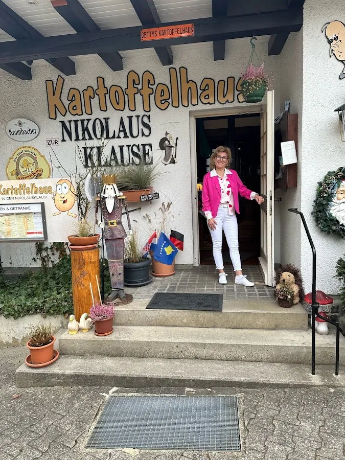 BookNoFees: Restaurant – Zur Nikolaus Klause — Das Kleine Kartoffelhaus – Olsberg – Către „Nikolaus Klause” — „Das Kleine Kartoffelhaus”, fotografie 1