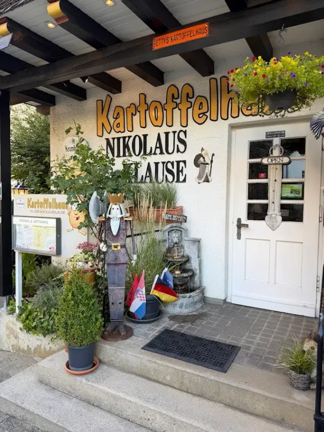 BookNoFees: Restaurant – Zur Nikolaus Klause — Das Kleine Kartoffelhaus – Olsberg – Către „Nikolaus Klause” — „Das Kleine Kartoffelhaus”, fotografie 2