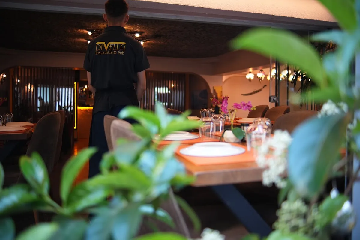 BookNoFees: Restaurant – Divella Bistro Restaurant – Istanbul – Restaurantul Divella Bistro, fotografie 1