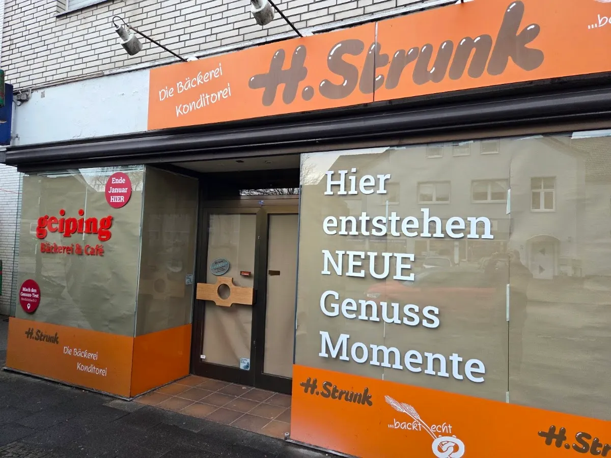 BookNoFees: Restaurant – Bäckerei Strunk – Waltrop – Brutăria Strunk, fotografie 1