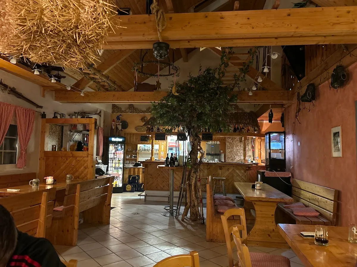BookNoFees: Restaurant – Schloßberg-Alm – Medebach – Schloßberg-Alm, fotografie 1