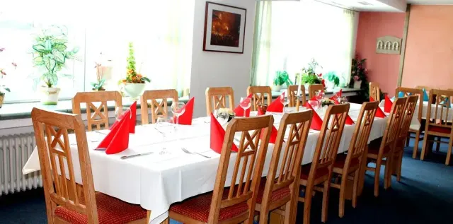 BookNoFees: Restaurant – Haus Padberg – Balve – Casa Padberg, fotografie 3