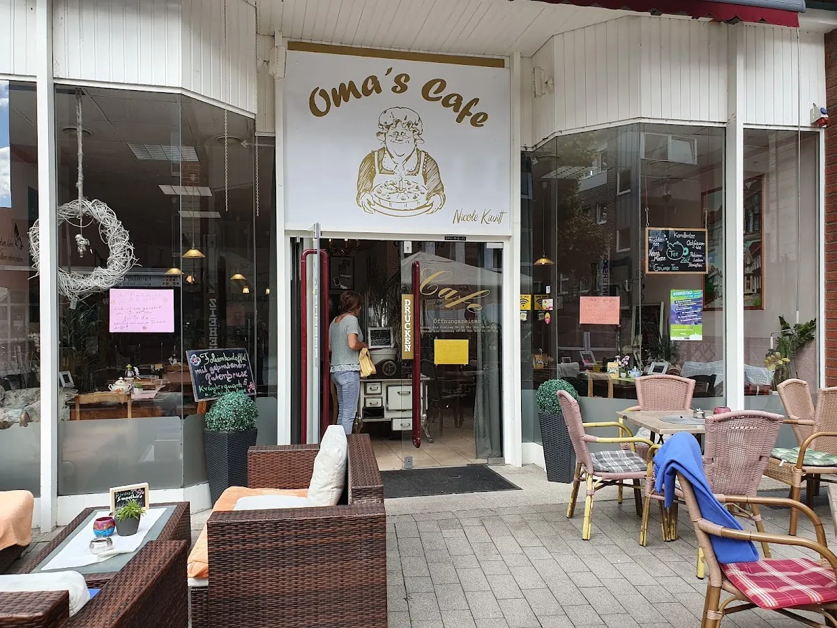 BookNoFees: Restaurant – Oma's Cafe – Werne – Cafeneaua Bunicii, fotografie 1