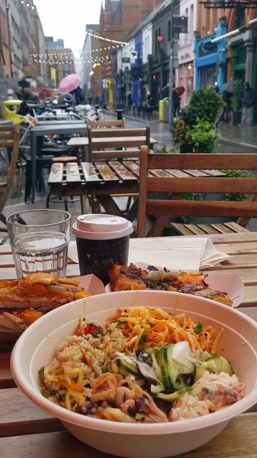 BookNoFees: Cafenea – Blazing Salads – Dublin – Salate incendiare, fotografie 3