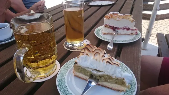 BookNoFees: Restaurant – Café Astenblick Bäckereicafé – Medebach – Café Astenblick – Cafenea-brutărie, fotografie 3