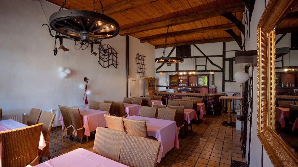 BookNoFees: Restaurant – Landgasthaus Klaukenhof – Datteln – Hanul rural Klaukenhof, fotografie 1