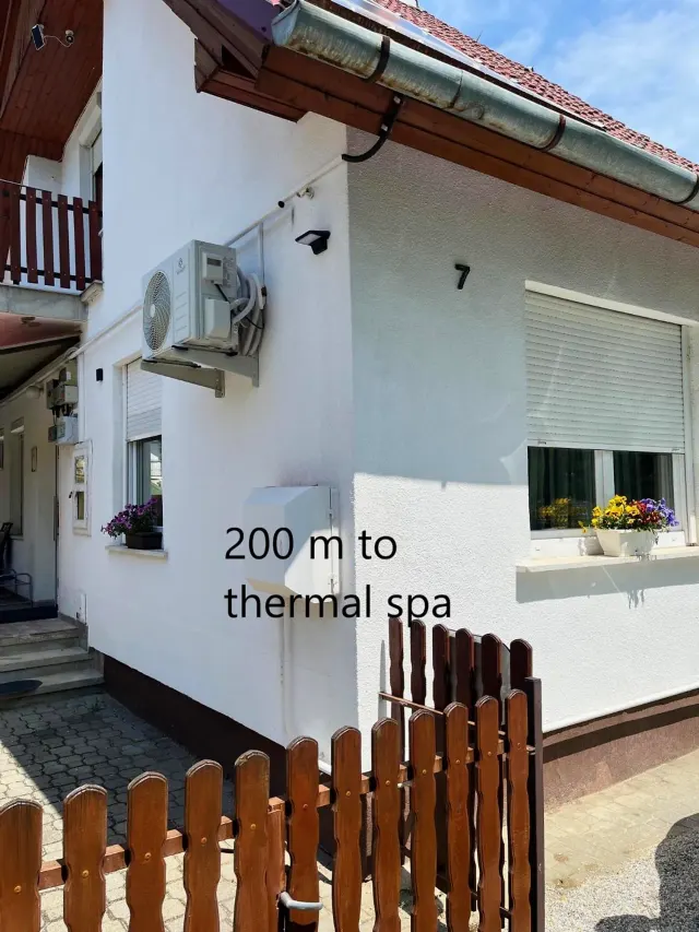 BookNoFees: Apartament spațios, cu grădină și terasă – Bük