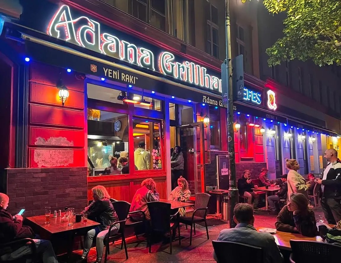 BookNoFees: Restaurant – Adana Grillhaus - Kreuzberg – Berlin – Adana Grillhaus – Kreuzberg, fotografie 1