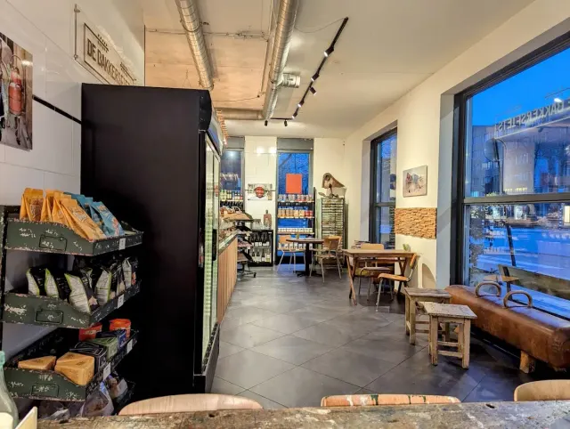 BookNoFees: Restaurant – De Bakkersfiets – Amsterdam – Bicicleta brutarului, fotografie 2