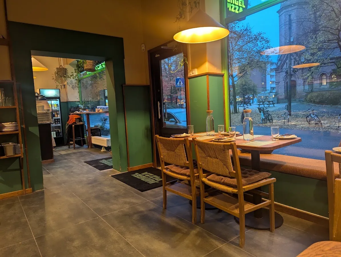 BookNoFees: Restaurant – Jungel Pizza – Oslo – Pizza Jungel, fotografie 1