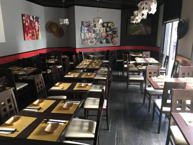 BookNoFees: Restaurant – Dumpling Bar – Rome – Barul cu găluște, fotografie 2