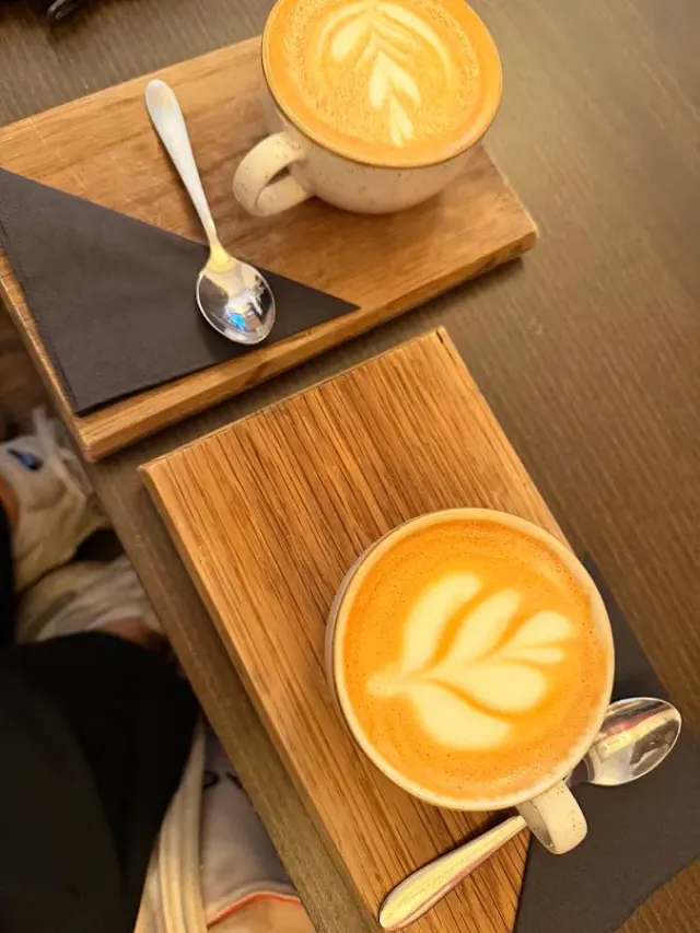 BookNoFees: Cafenea – Mind The Step – Dublin – Atenție la treaptă!, fotografie 2