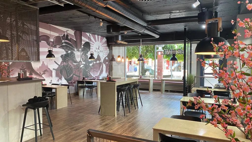 BookNoFees: Restaurant – Mr Bowl Högdalen – Stockholm – Domnul Bowl Högdalen, fotografie 1