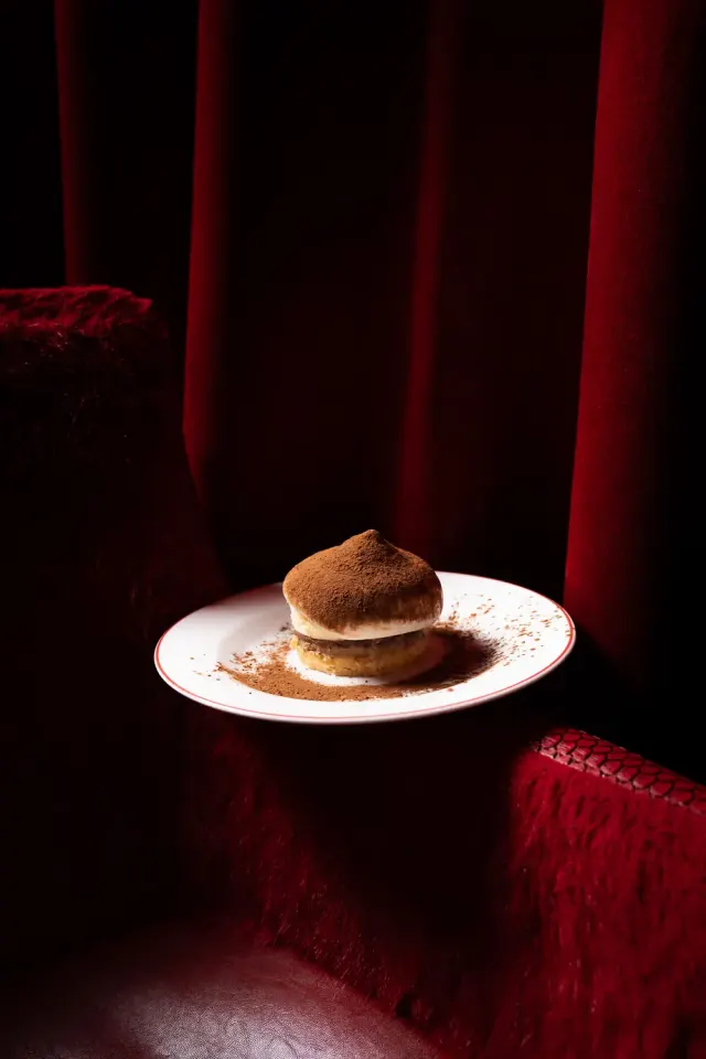 BookNoFees: Restaurant – La Nostra Gigi – Amsterdam – Gigi a noastră, fotografie 2