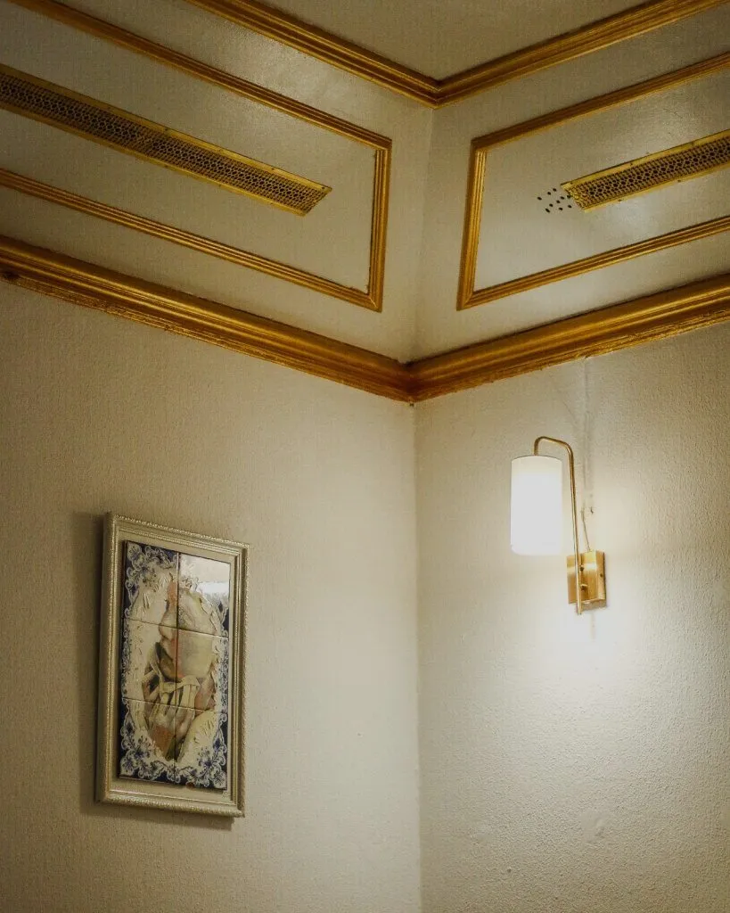 BookNoFees: Cafenea – Antù Alfama – Lisbon – Antù Alfama, fotografie 1