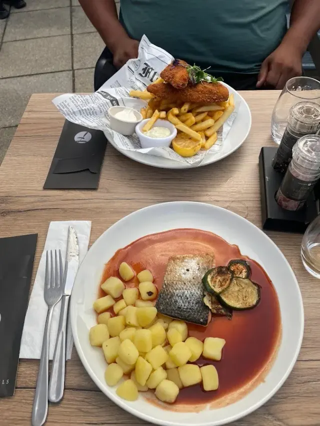 BookNoFees: Restaurant – Restaurant Wintergarten – Bochum – Restaurantul Wintergarten, fotografie 2