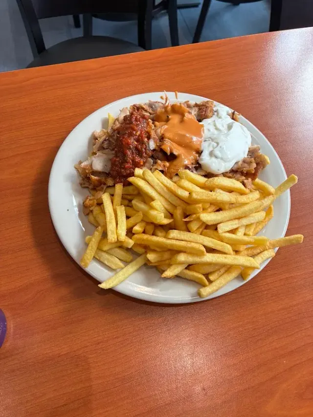 BookNoFees: Restaurant – Aksu Döner – Ennepetal – Aksu Döner, fotografie 3