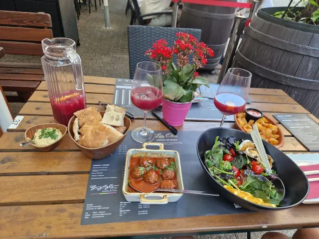 BookNoFees: Restaurant – Las Olas – Hattingen – Valurile, fotografie 2