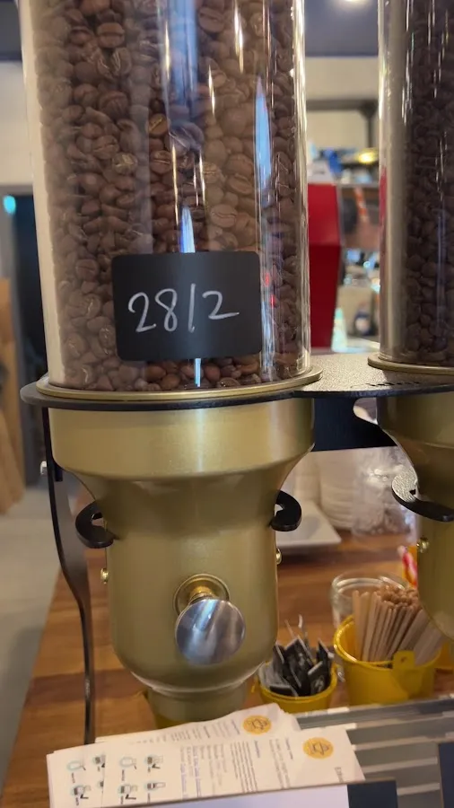 BookNoFees: Cafenea – Arise Coffee Roasters – London – Arise Coffee Roasters, fotografie 3