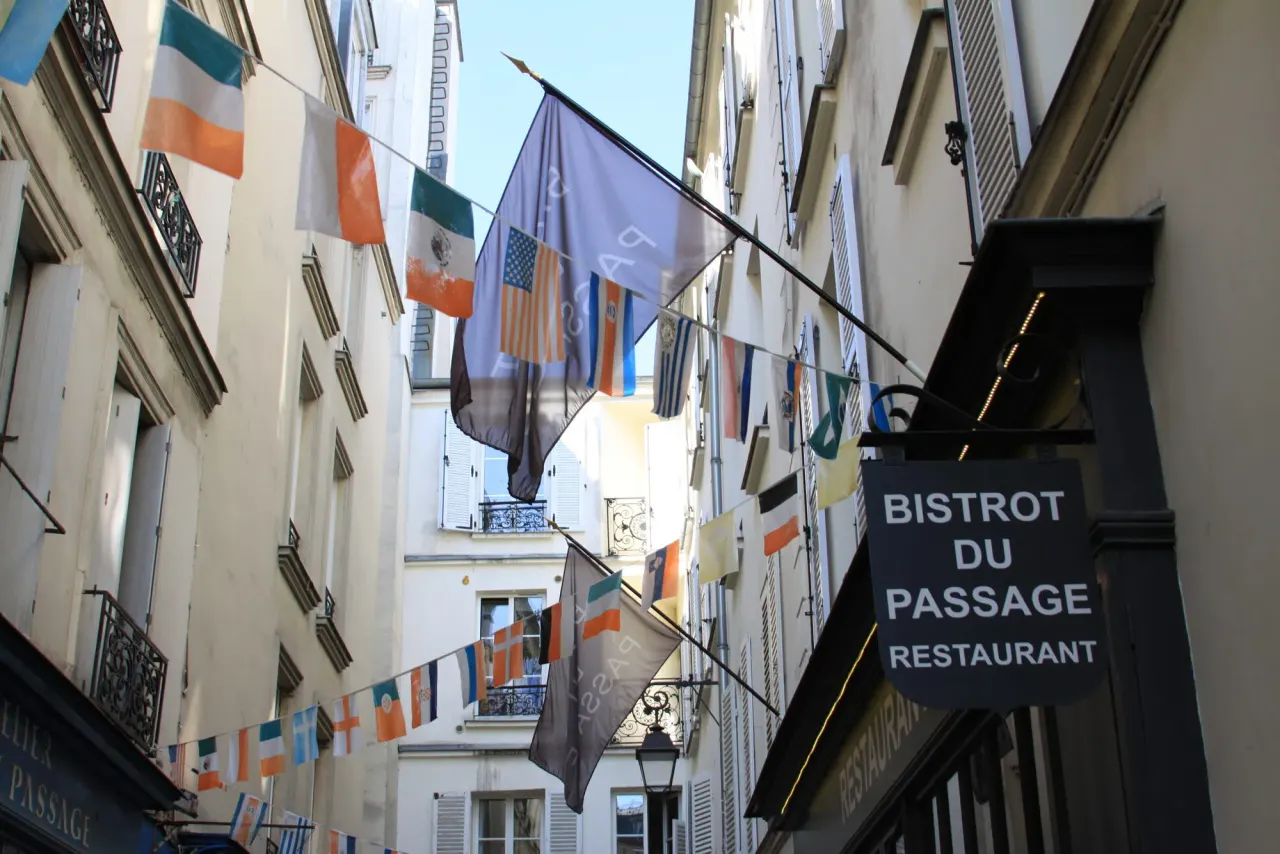 BookNoFees: Restaurant – Bistrot du Passage – Paris – Bistrotul din Passage, fotografie 1