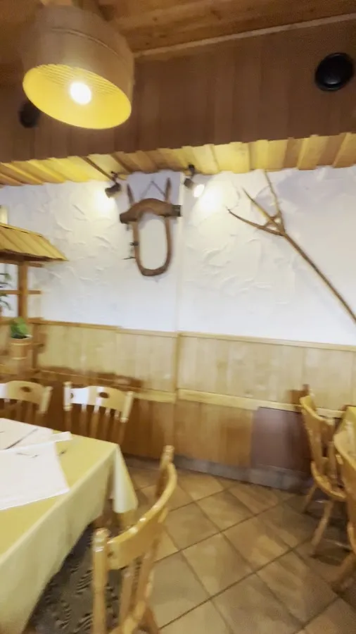 BookNoFees: Restaurant – Penzion Kmečki Hram – Ljubljana – Pensiunea Kmečki Hram, fotografie 3