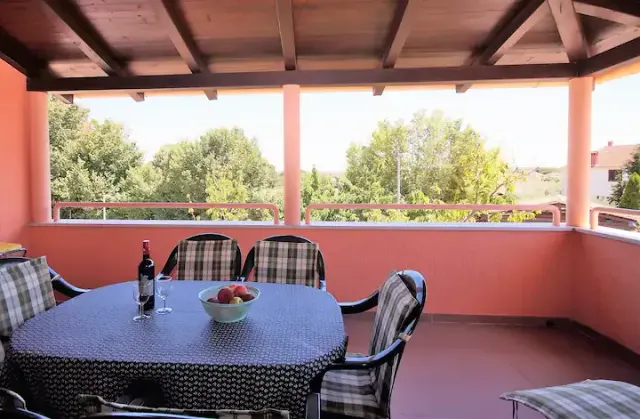 BookNoFees: cazare de vacanță în Fažana Valbandon – Liniște și relaxare pe o suprafață de 110 m², în apropierea plajei