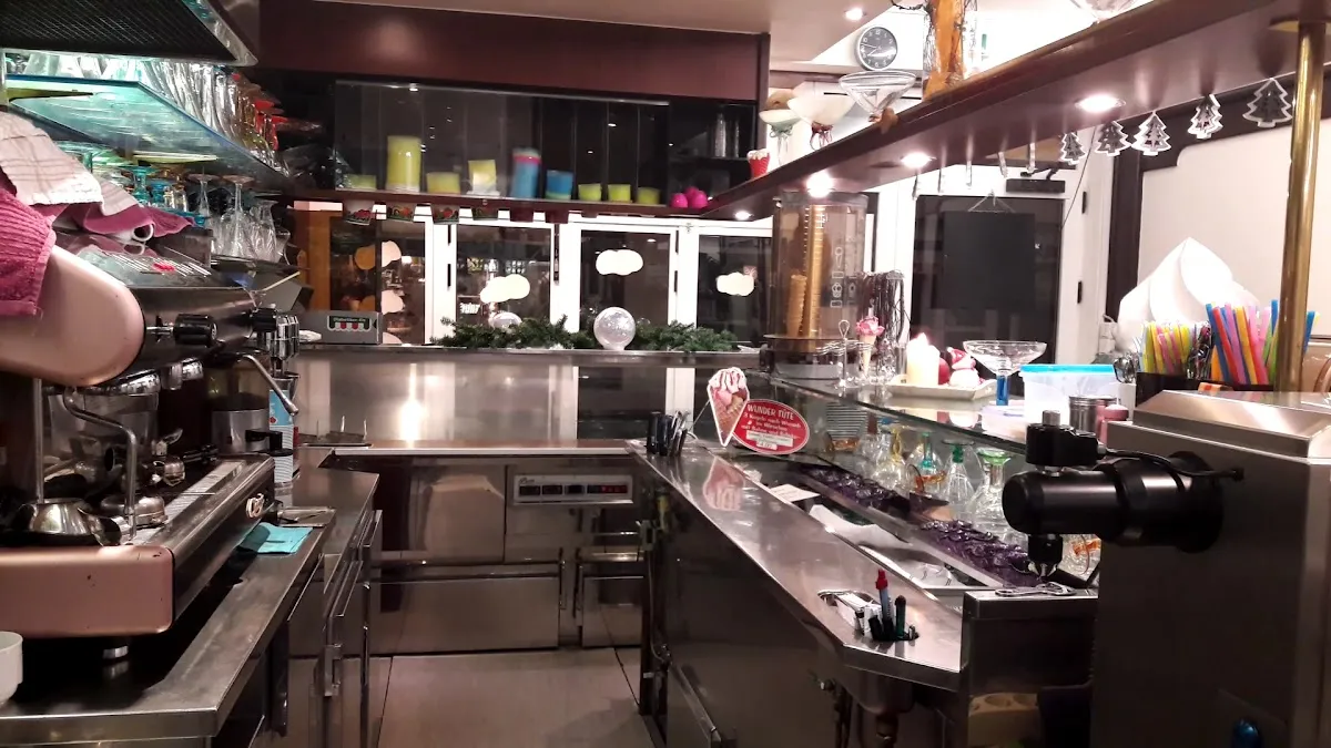 BookNoFees: Restaurant – Eiscafé Bistro Rialto – Werl – Eiscafé Bistro Rialto, fotografie 1
