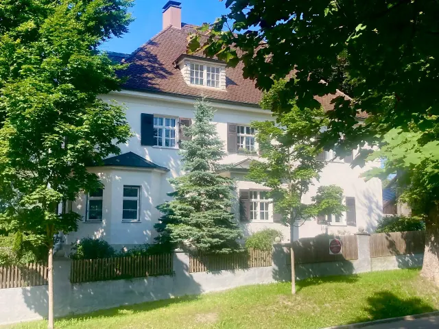 BookNoFees: Reședința din centrul vechi al orașului Friedberg – Friedberg