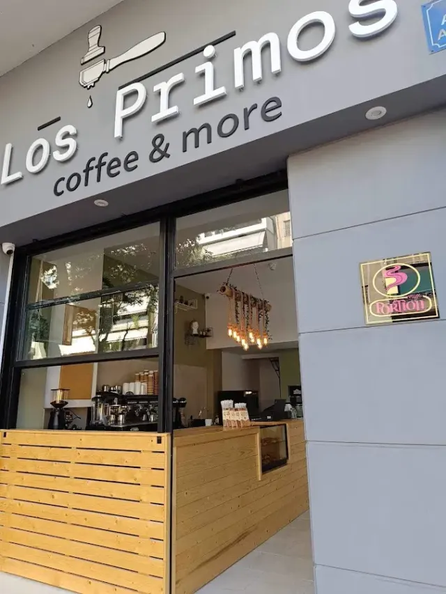 BookNoFees: Los Primos, Athens