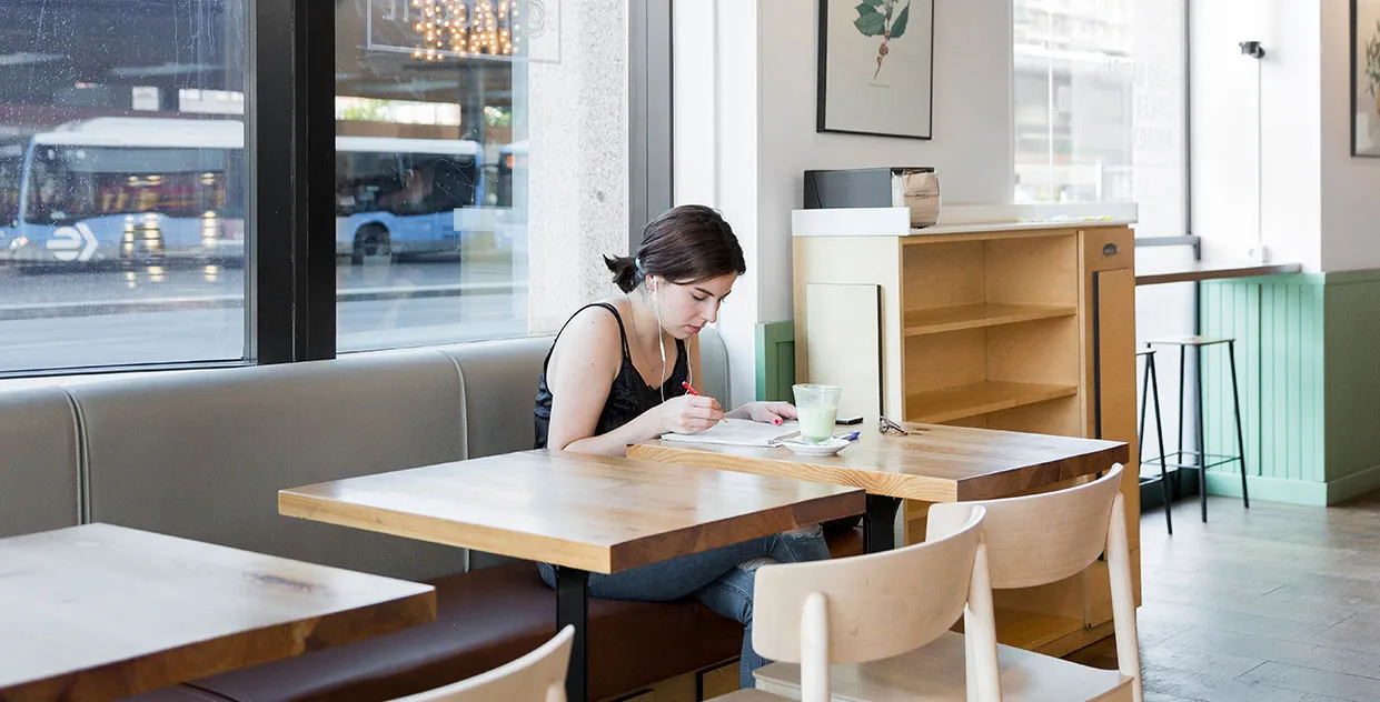 BookNoFees: Cafenea – Faborit – Madrid – Preferat, fotografie 1