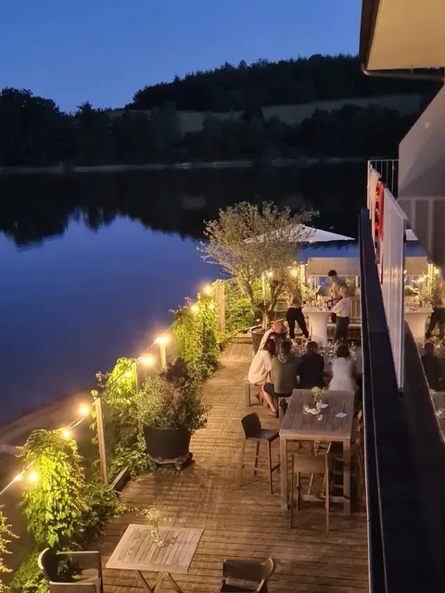 BookNoFees: Restaurant – Zum blauen See – Marsberg – Către lacul albastru, fotografie 2