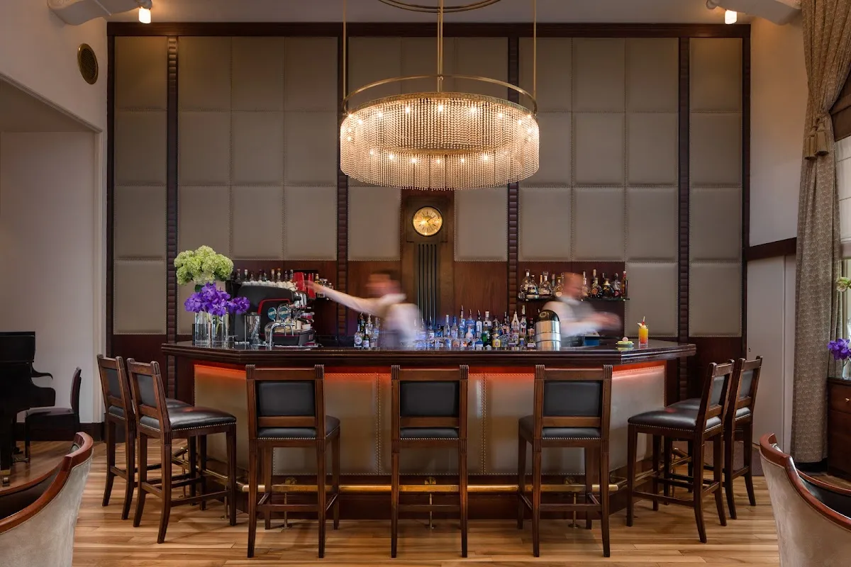 BookNoFees: Cafenea – Esplanade 1925 Lounge & Cocktail bar – Zagreb – Esplanade 1925 Lounge & Cocktail Bar, fotografie 1