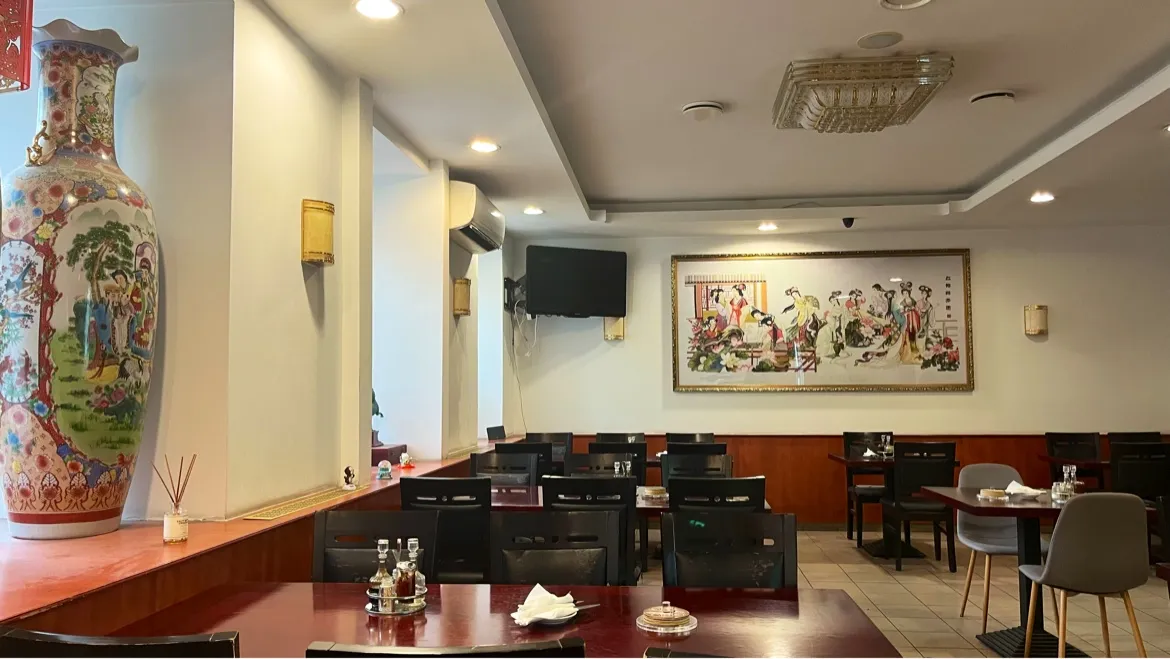 BookNoFees: Restaurant – Čínska reštaurácia Slnko – Bratislava – Restaurantul chinezesc „Slnko”, fotografie 1