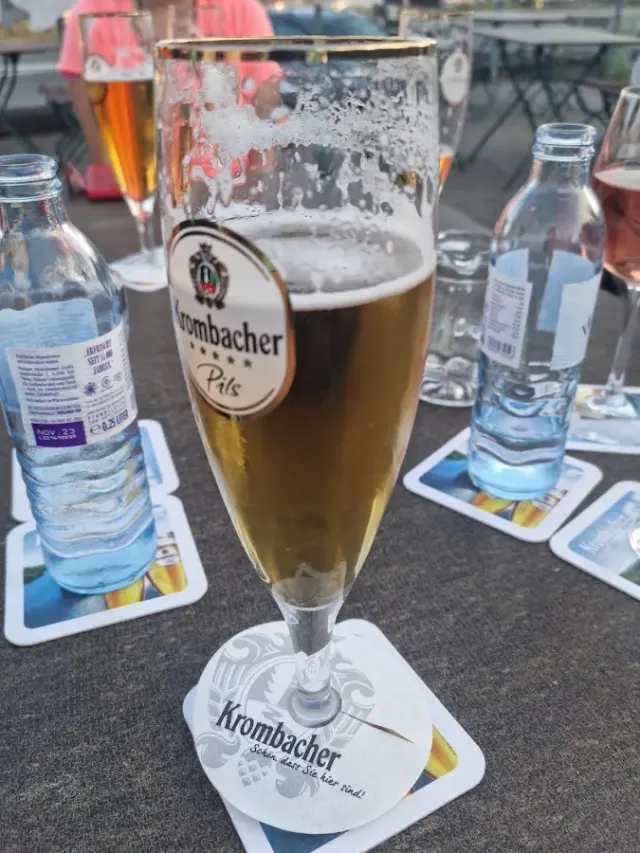 BookNoFees: Restaurant – Gasthof Cafe Belz – Kreuztal – Hanul Cafe Belz, fotografie 2