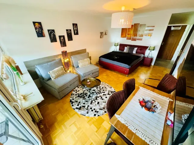 BookNoFees: Apartament de vacanță liniștit, cu balcon și zonă pentru copii – Ettlingen