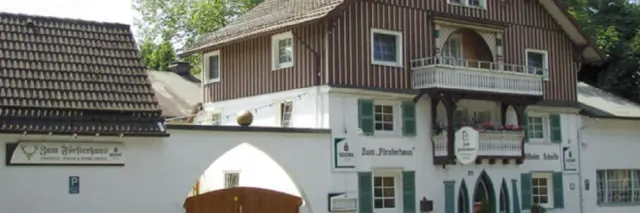 BookNoFees: Restaurant – Zum Försterhaus – Iserlohn – Către casa pădurarului, fotografie 2