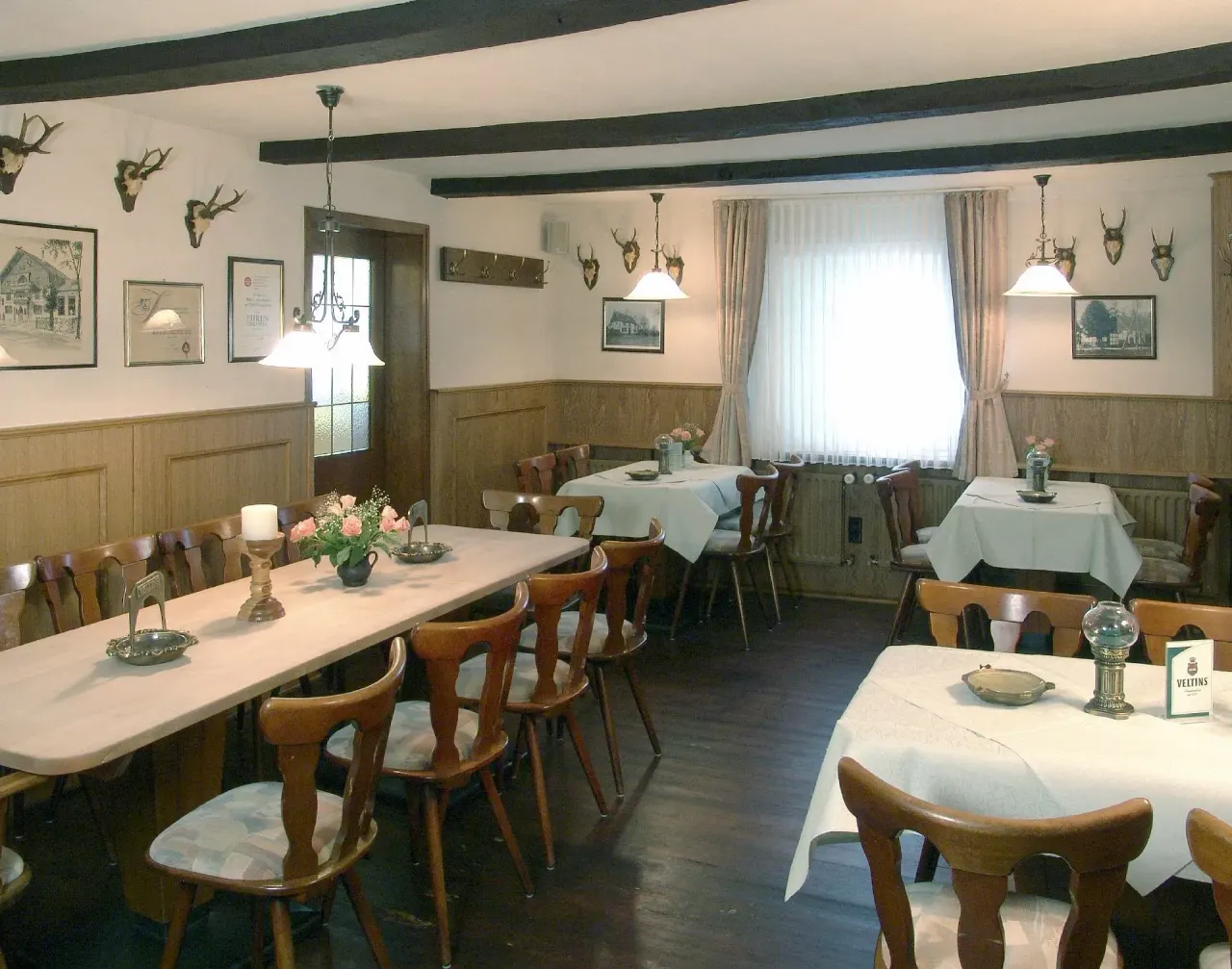BookNoFees: Restaurant – Zum Försterhaus – Iserlohn – Către casa pădurarului, fotografie 1