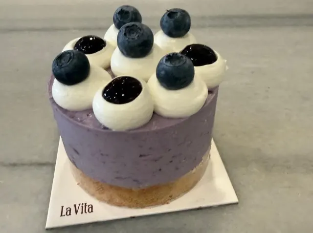 BookNoFees: Brutărie – La Vita Patisserie – Istanbul – Cofetăria „The Life”, fotografie 2