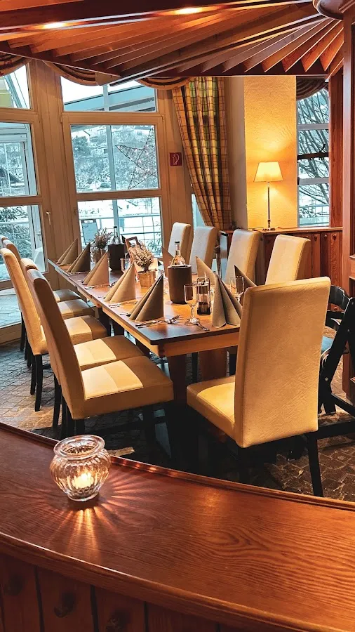 BookNoFees: Restaurant – Mühle Acht – Erndtebrück – Moara Opt, fotografie 1