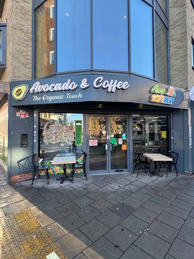 BookNoFees: Cafenea – Avocado & Coffee – London – Avocado și cafea, fotografie 1