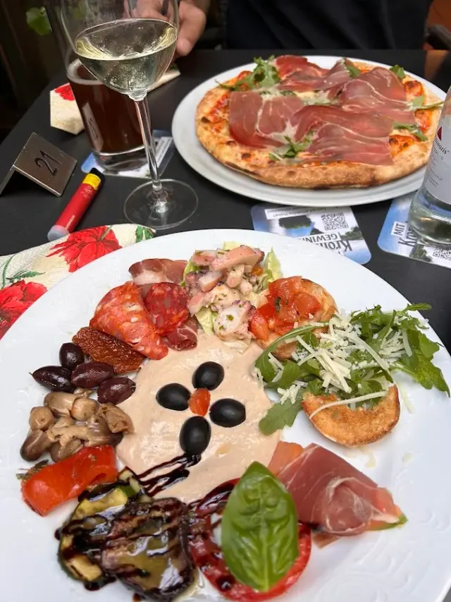 BookNoFees: Restaurant – FRANCO Ristorante Riviera – Netphen – FRANCO Restaurant Riviera, fotografie 2