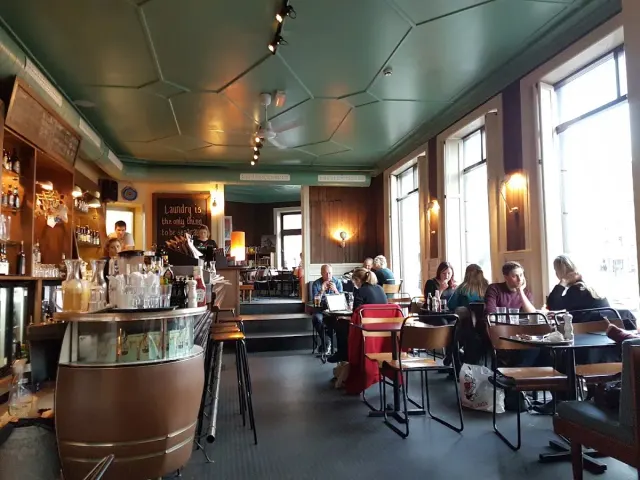BookNoFees: Cafenea – Laundromat – Oslo – Spălătorie automată, fotografie 3