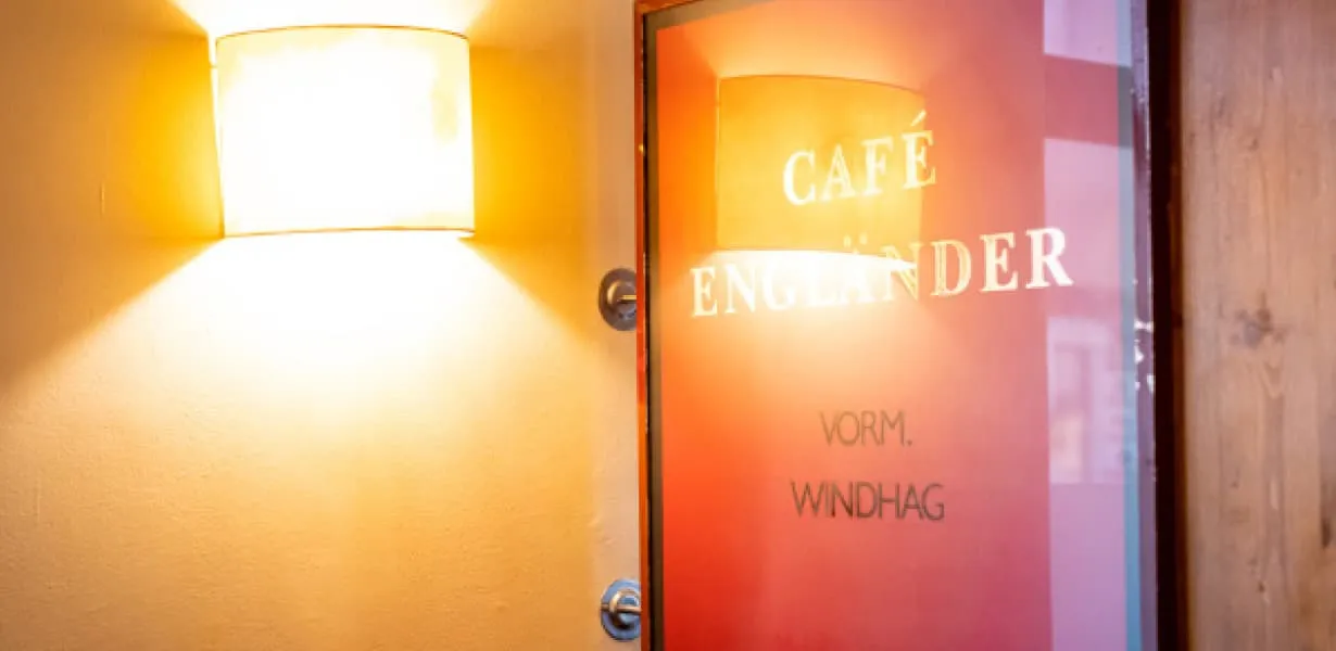 BookNoFees: Restaurant – Café Engländer Praterstern – Vienna – Cafeneaua Engländer din Praterstern, fotografie 1