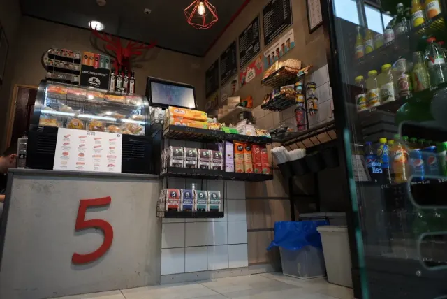 BookNoFees: Restaurant – 5 to go – Bucharest – Mai sunt 5, fotografie 3