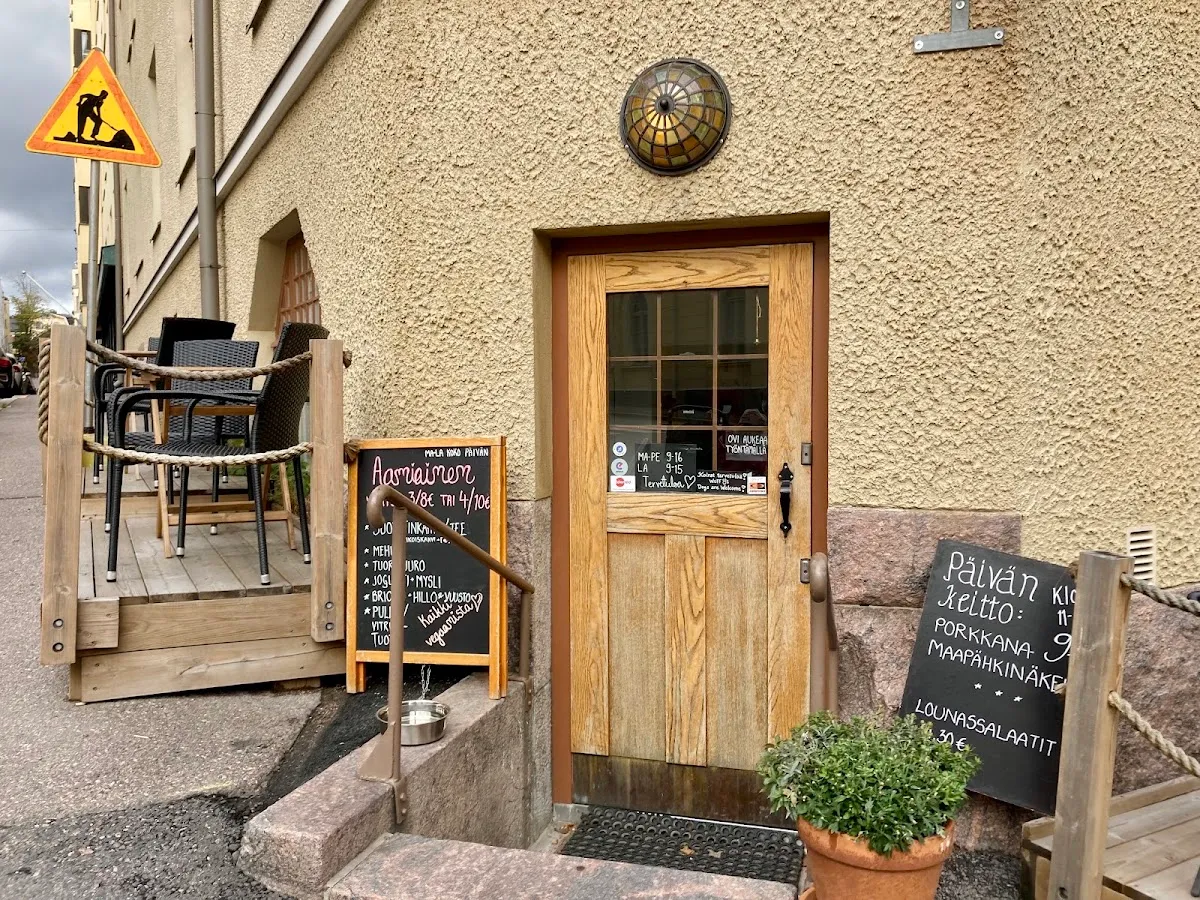 BookNoFees: Cafenea – Encanto Cafe – Helsinki – Encanto Cafe, fotografie 1