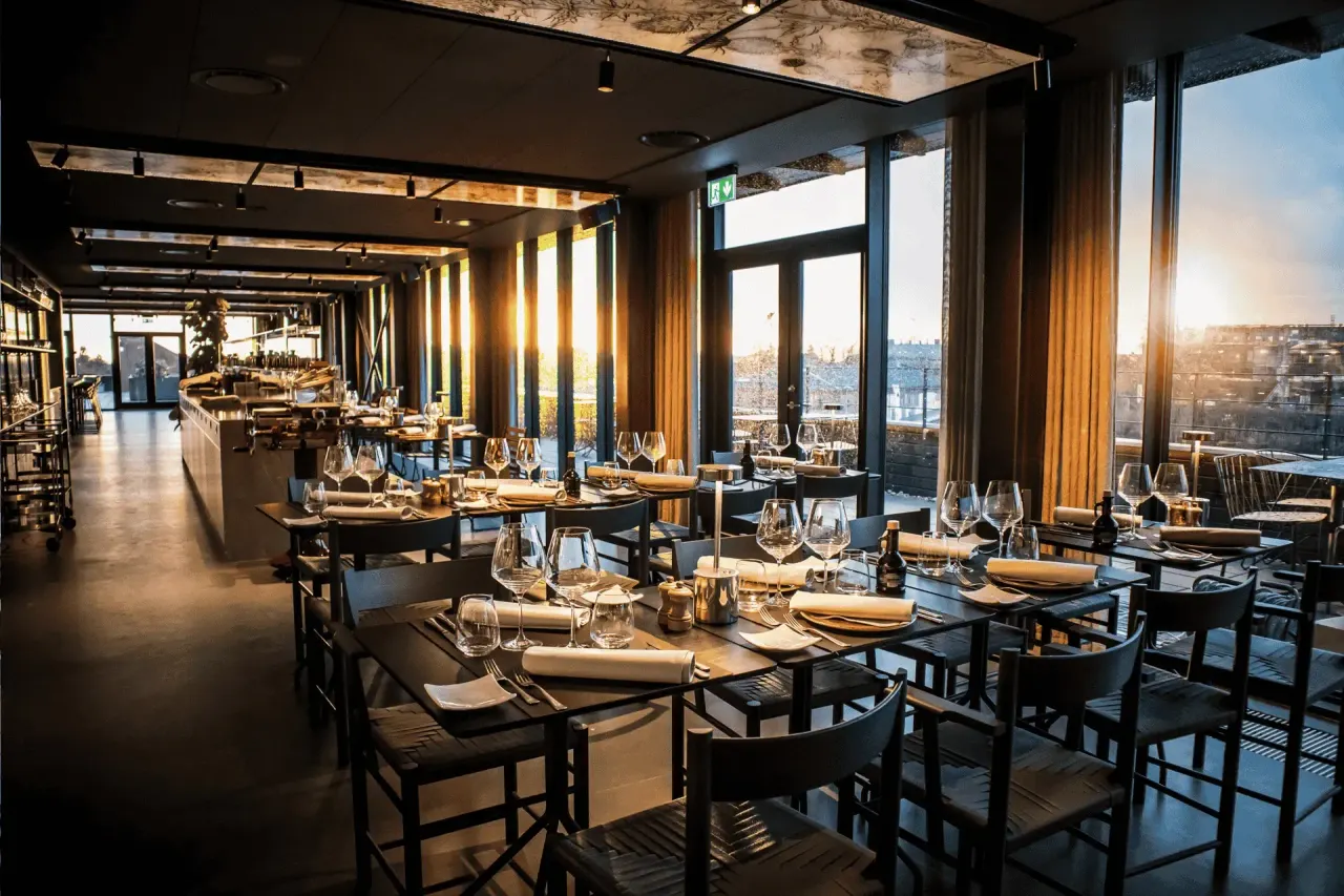 BookNoFees: Restaurant – Tramonto – Copenhagen – Apus de soare, fotografie 1